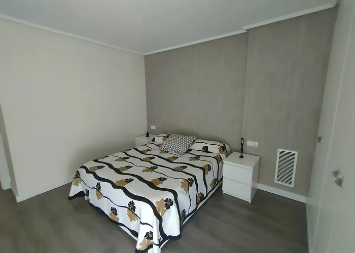 Non Stress First Level Apartment *