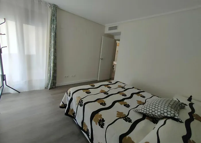 Non Stress First Level Apartment *